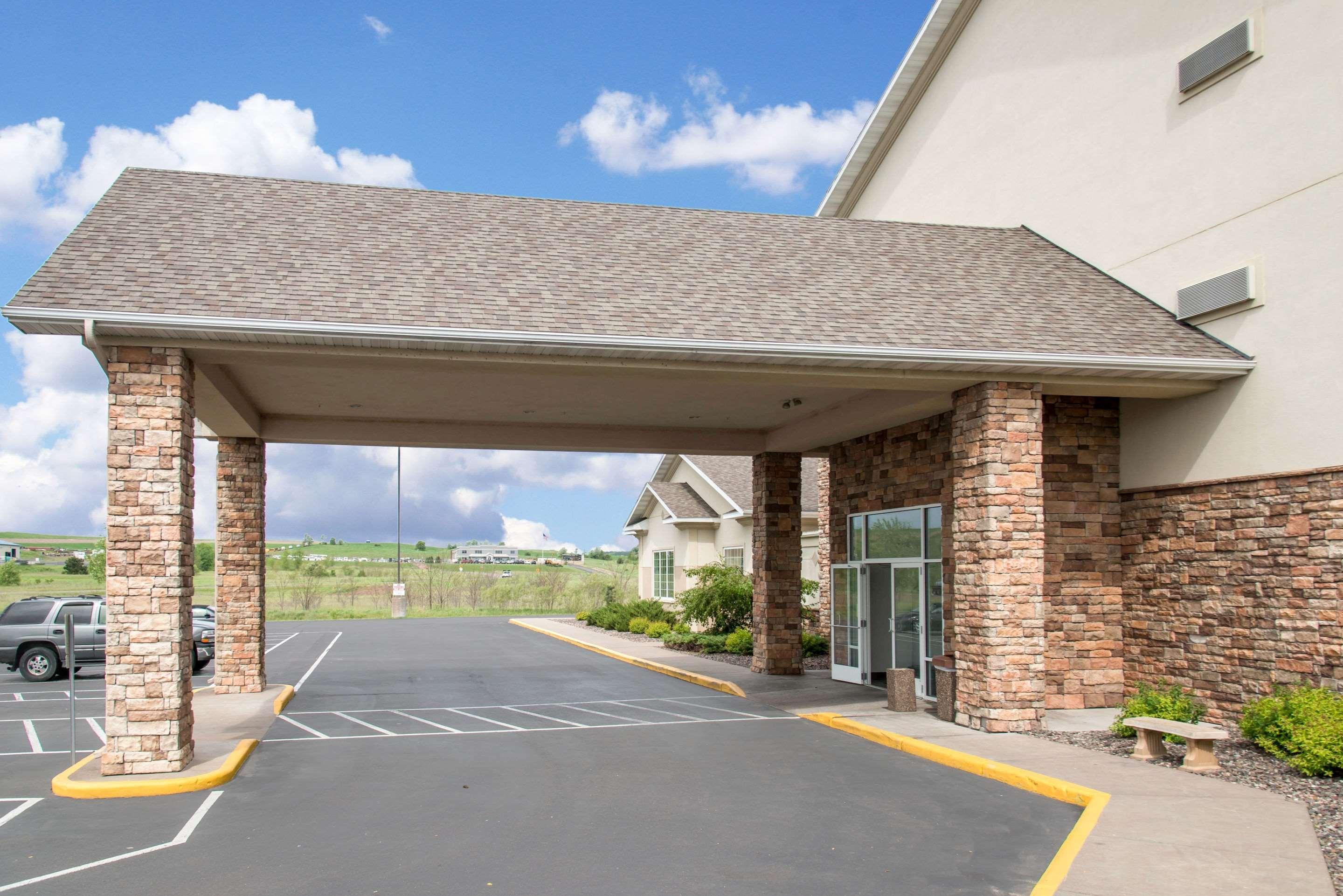 Union Sleep Inn & Suites Conference Center Eau Claire North מראה חיצוני תמונה