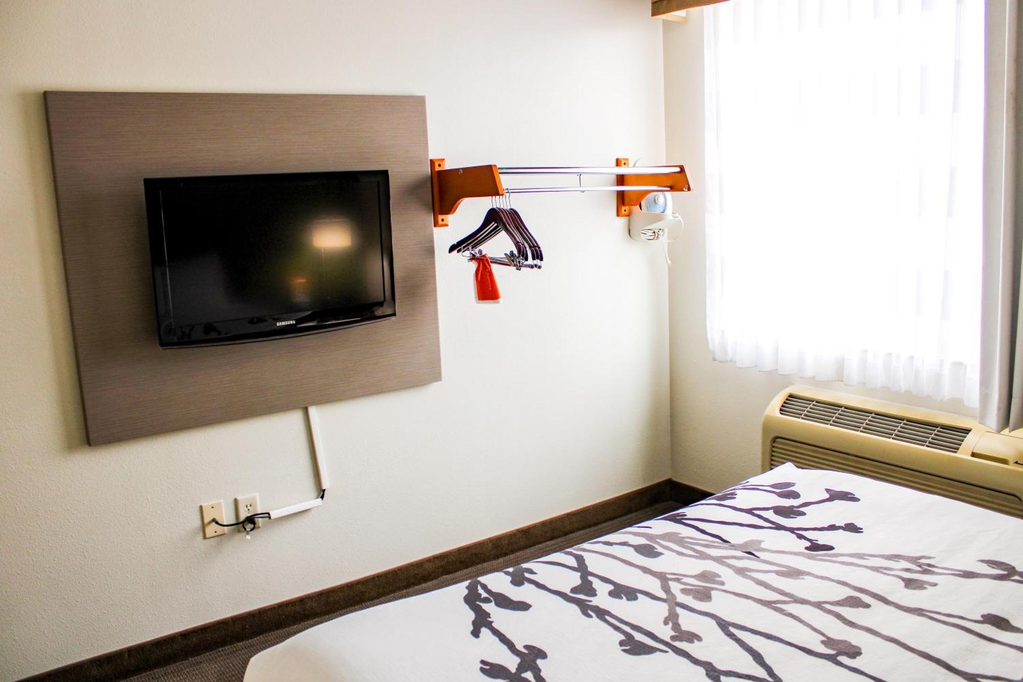 Union Sleep Inn & Suites Conference Center Eau Claire North מראה חיצוני תמונה