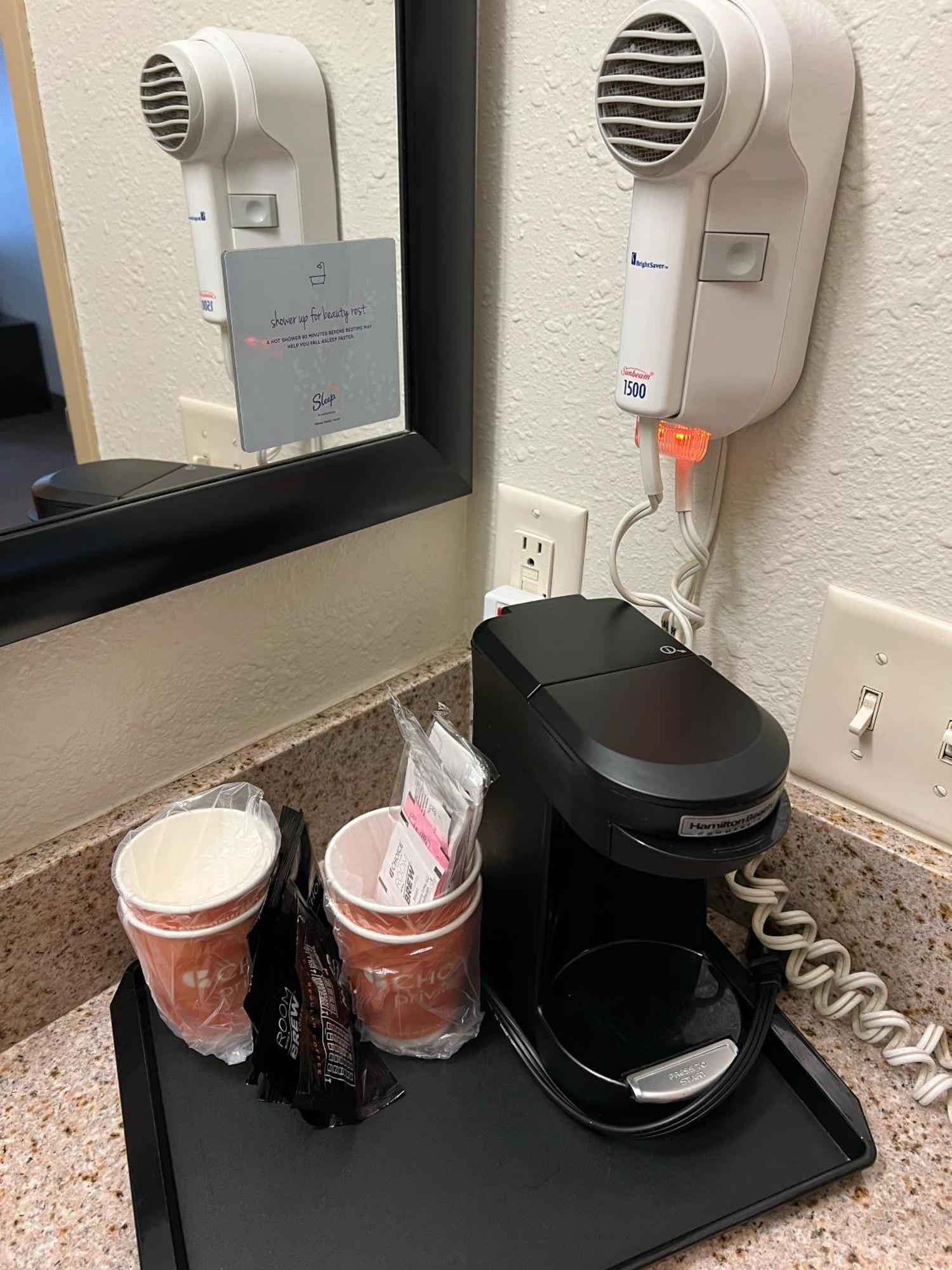 Union Sleep Inn & Suites Conference Center Eau Claire North מראה חיצוני תמונה