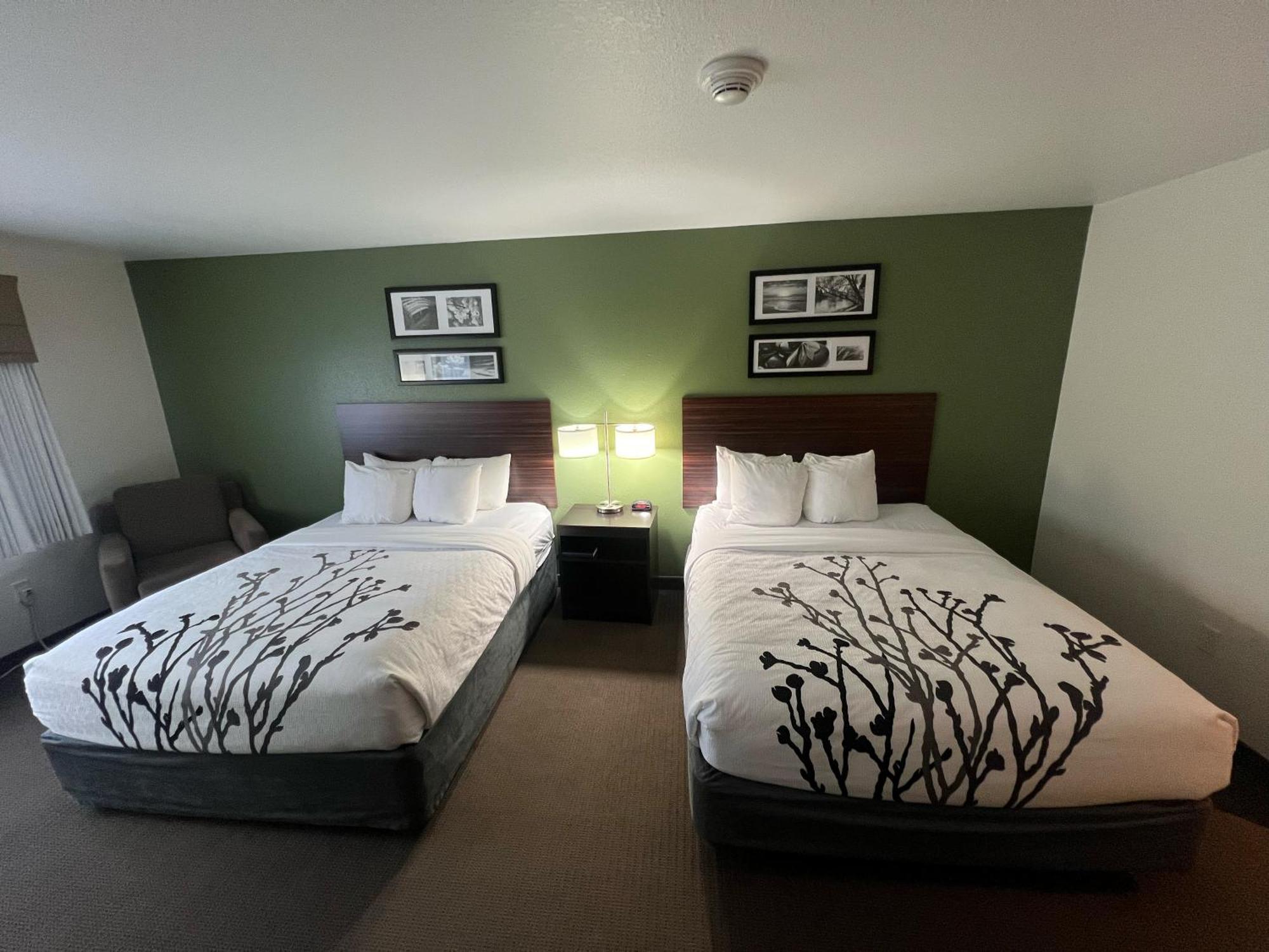 Union Sleep Inn & Suites Conference Center Eau Claire North מראה חיצוני תמונה