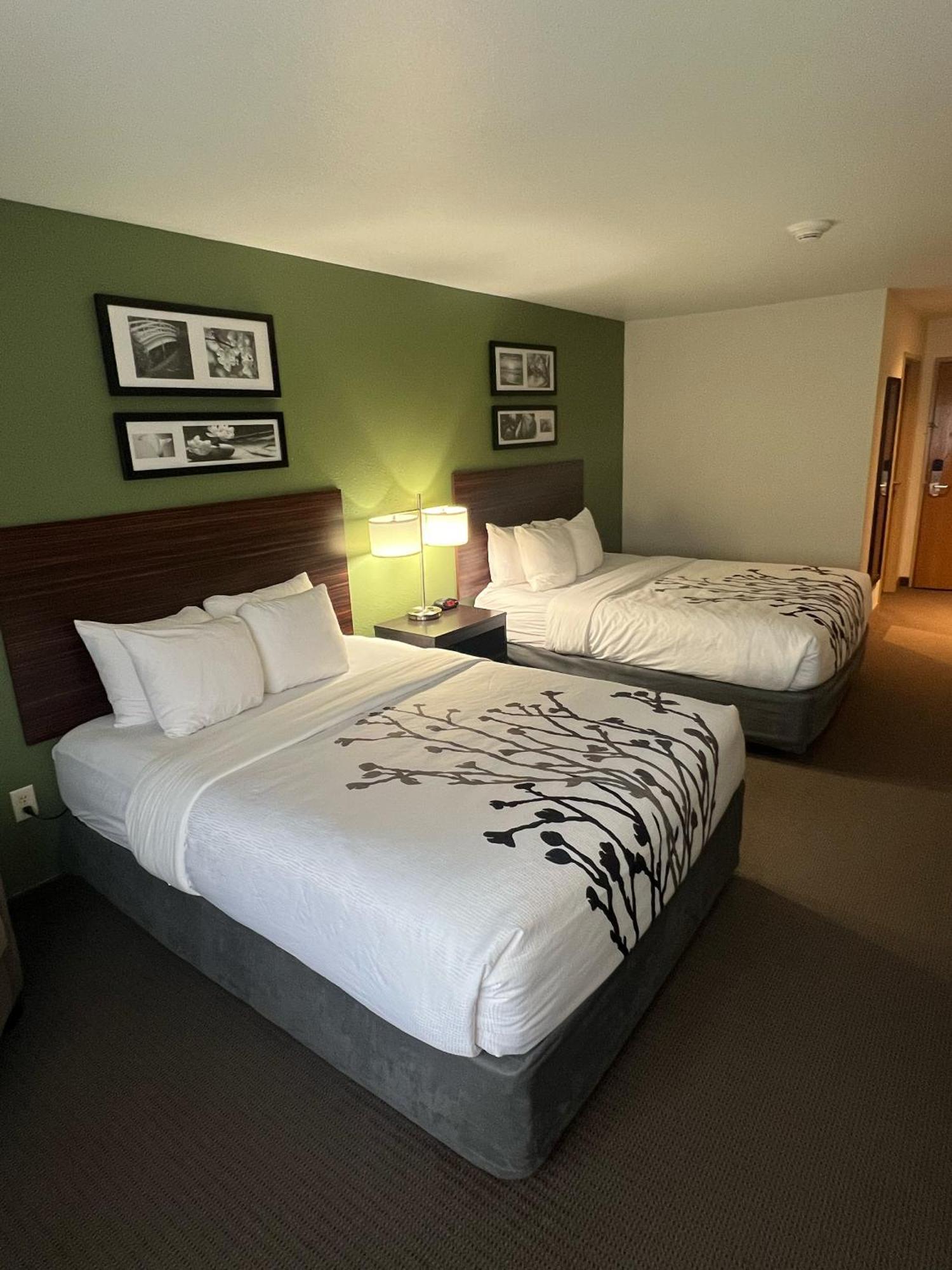 Union Sleep Inn & Suites Conference Center Eau Claire North מראה חיצוני תמונה