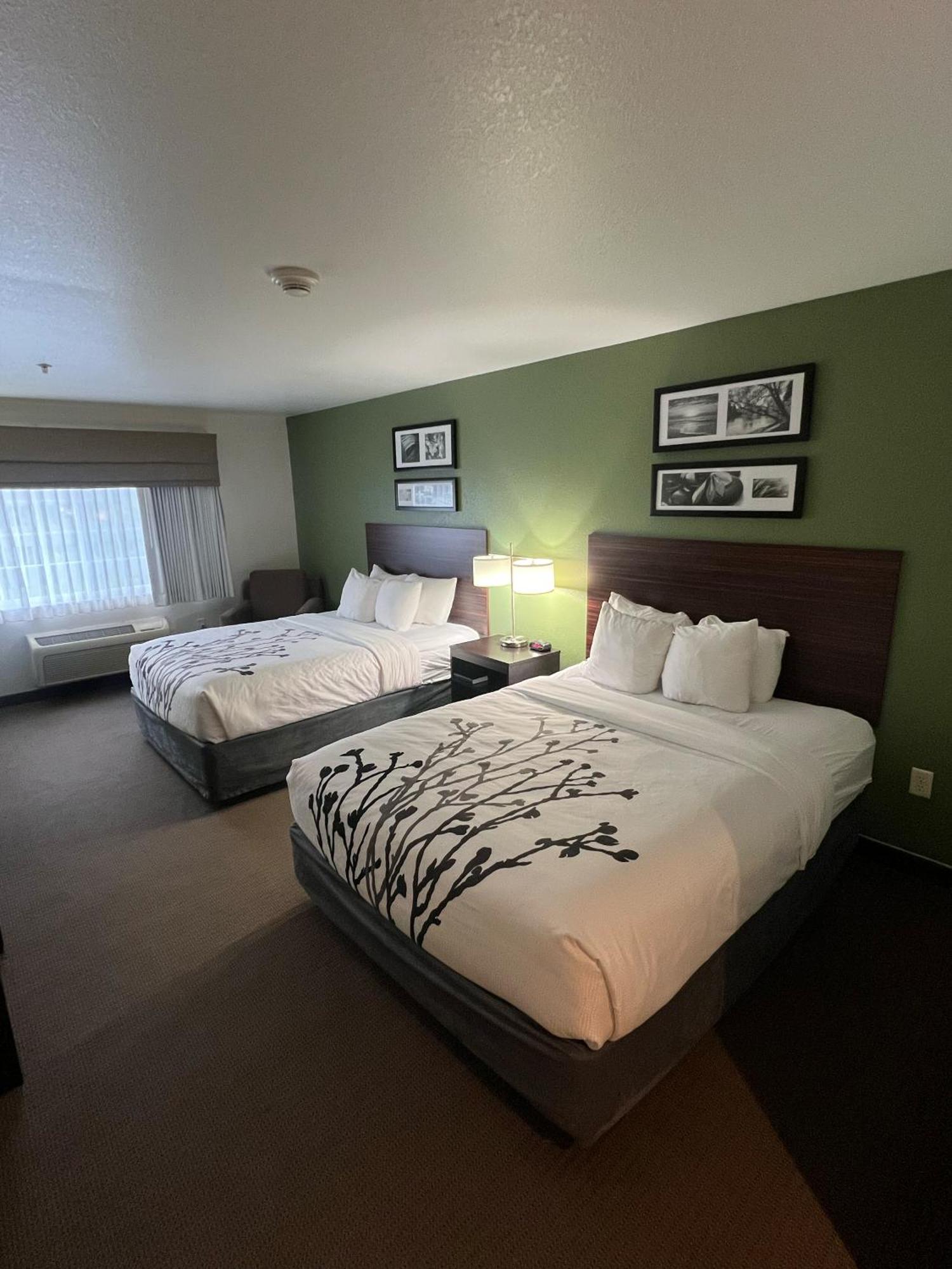 Union Sleep Inn & Suites Conference Center Eau Claire North מראה חיצוני תמונה